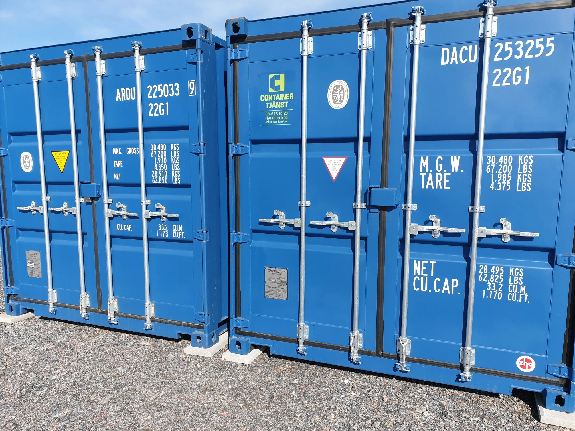 Säkert förråd och container i Norrtälje för magasinering